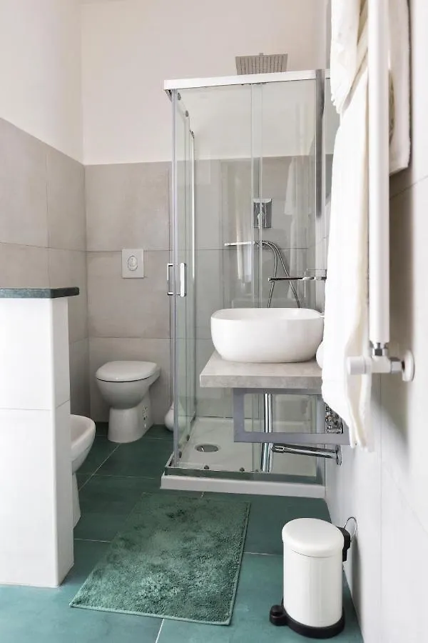 Emerald - In The Heart Of Trastevere Рим