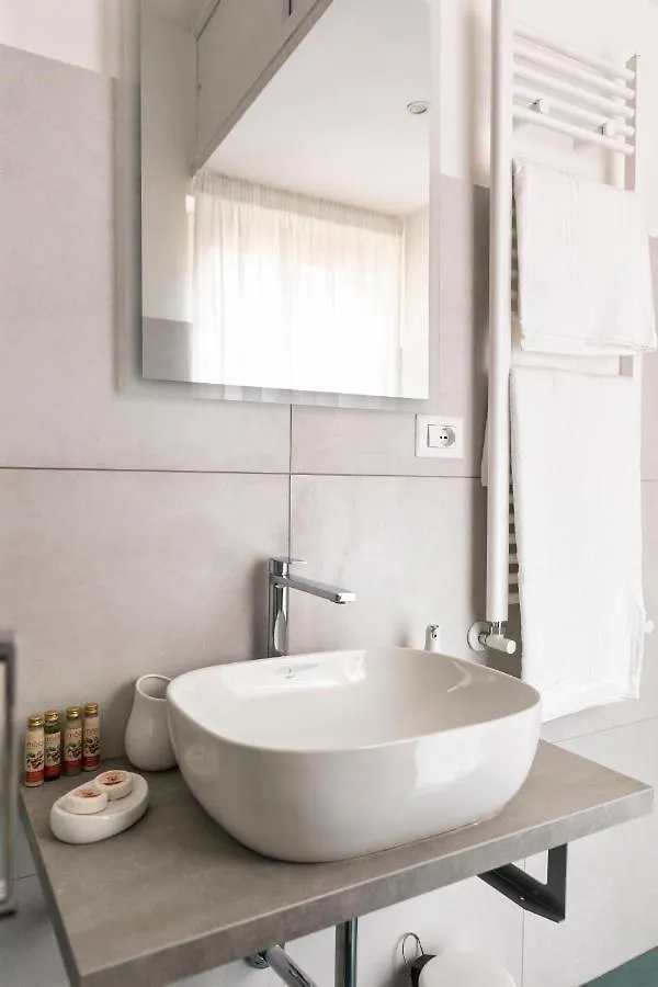 Emerald - In The Heart Of Trastevere Рим Апартаменты